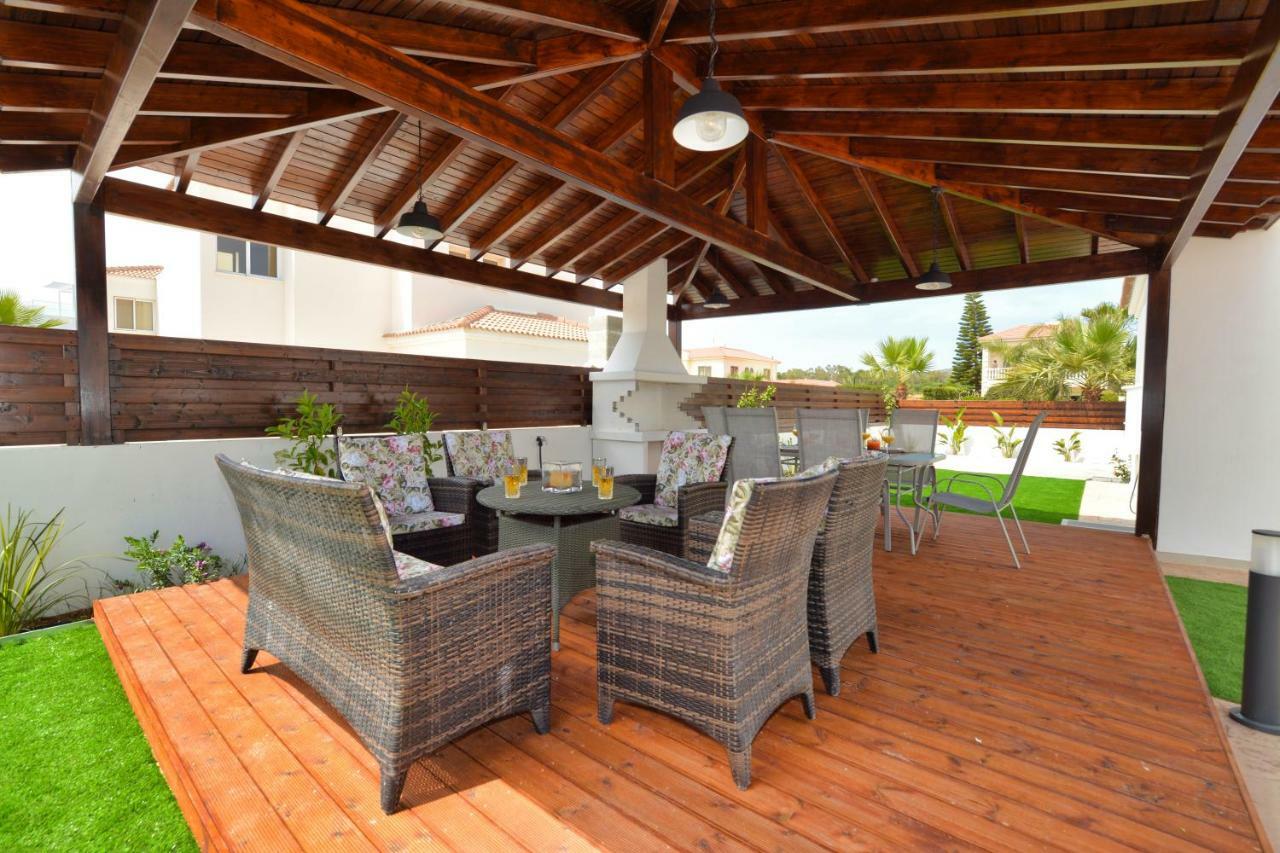 Nissi Gold Villa *